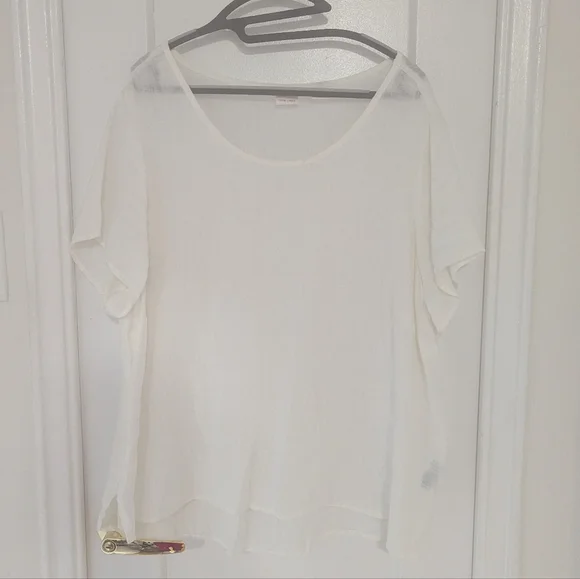 Linen Top - Picture 7 of 8